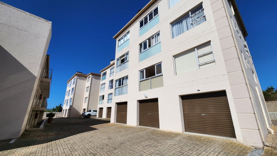 2 Bedroom Property for Sale in Hartenbos Central Western Cape